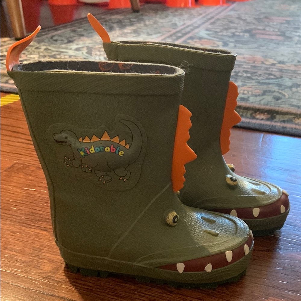 Kidorable Kids Green Dinosaur Rain Boots - size 6
